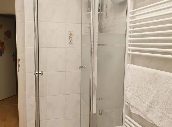 In The House Διαμέρισμα *